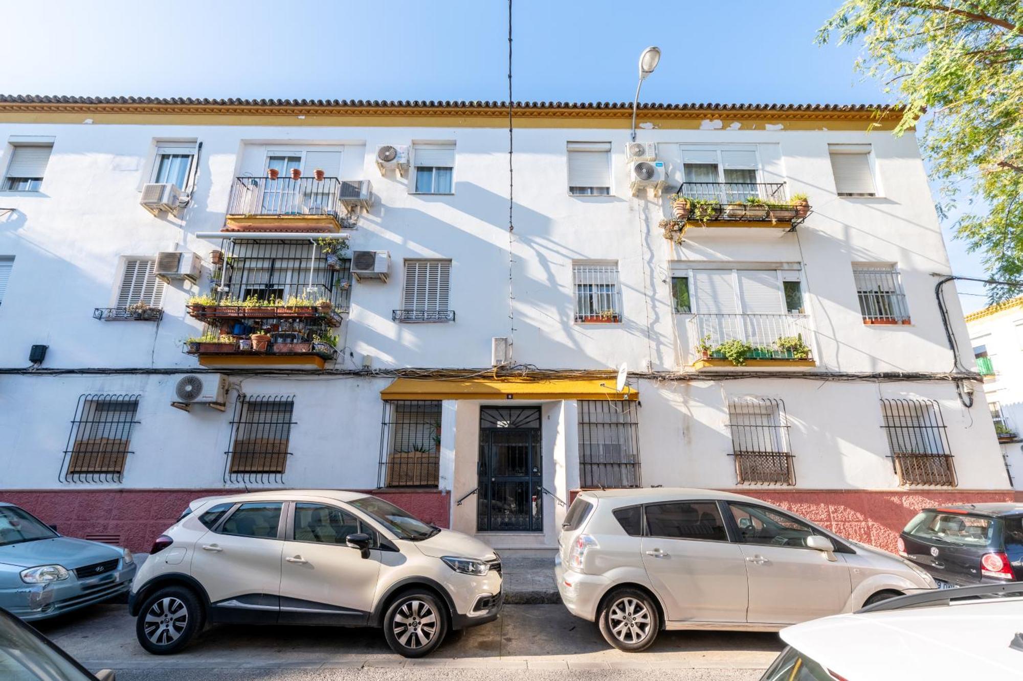 Apartamento Triana Los Remedios セビリア エクステリア 写真