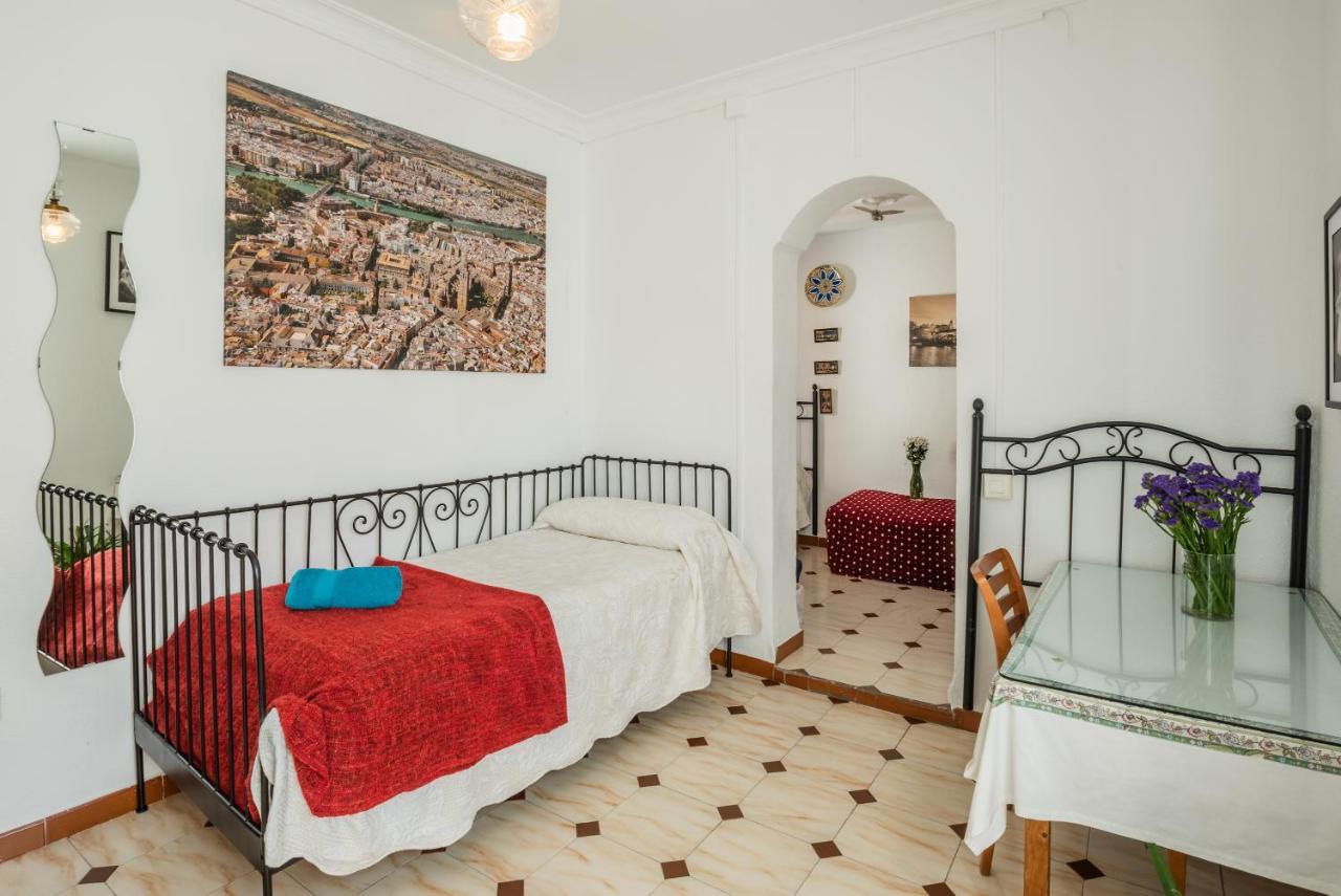 Apartamento Triana Los Remedios セビリア エクステリア 写真